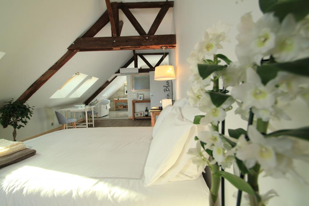 Hotel Spa Le Miel Des Muses Brive-la-Gaillarde Room photo